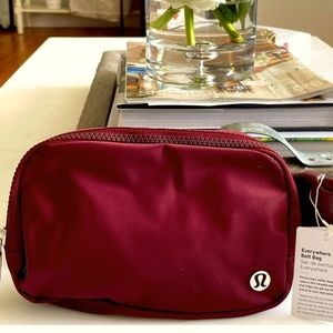 New with tags LuLu Lemon Anywhere Bag!